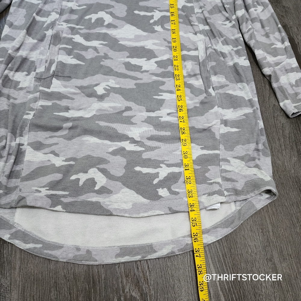 Athleta Gray Camo Print Long Sleeve Dress With Pockets - Picture 7 of 12